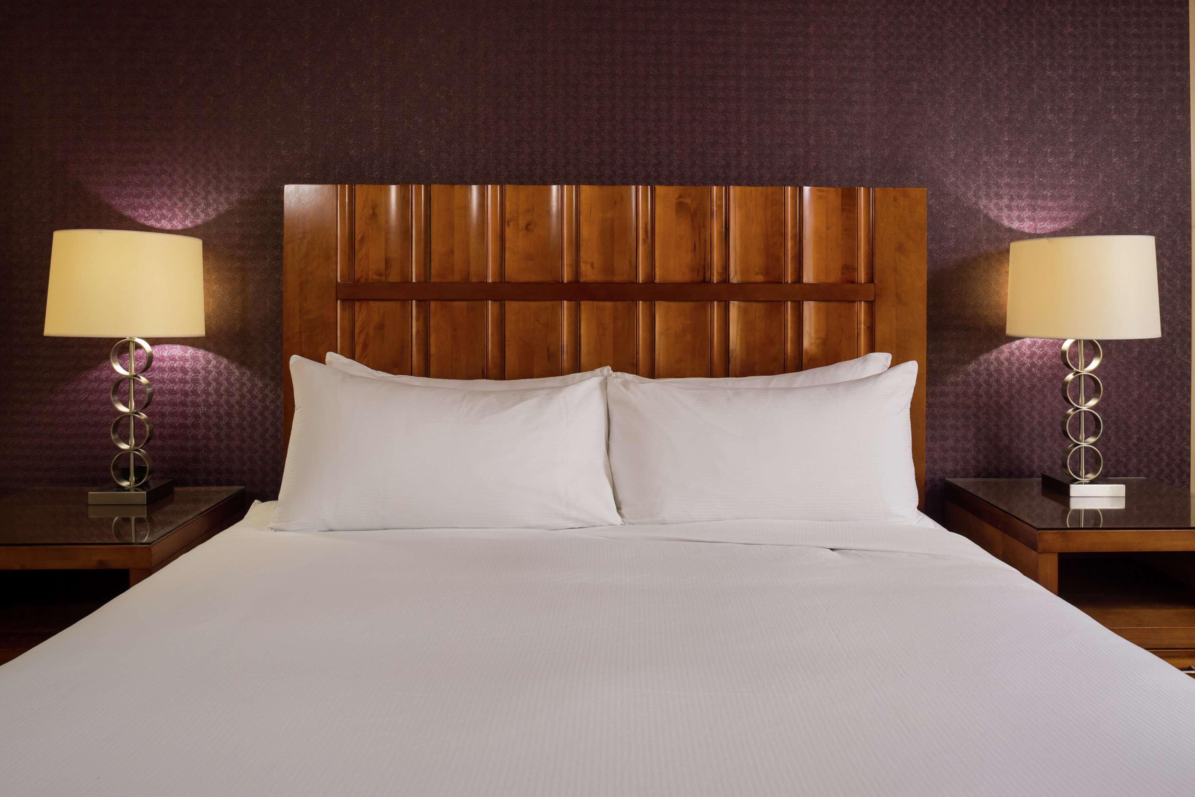 מלון Doubletree By Hilton קרסון מראה חיצוני תמונה