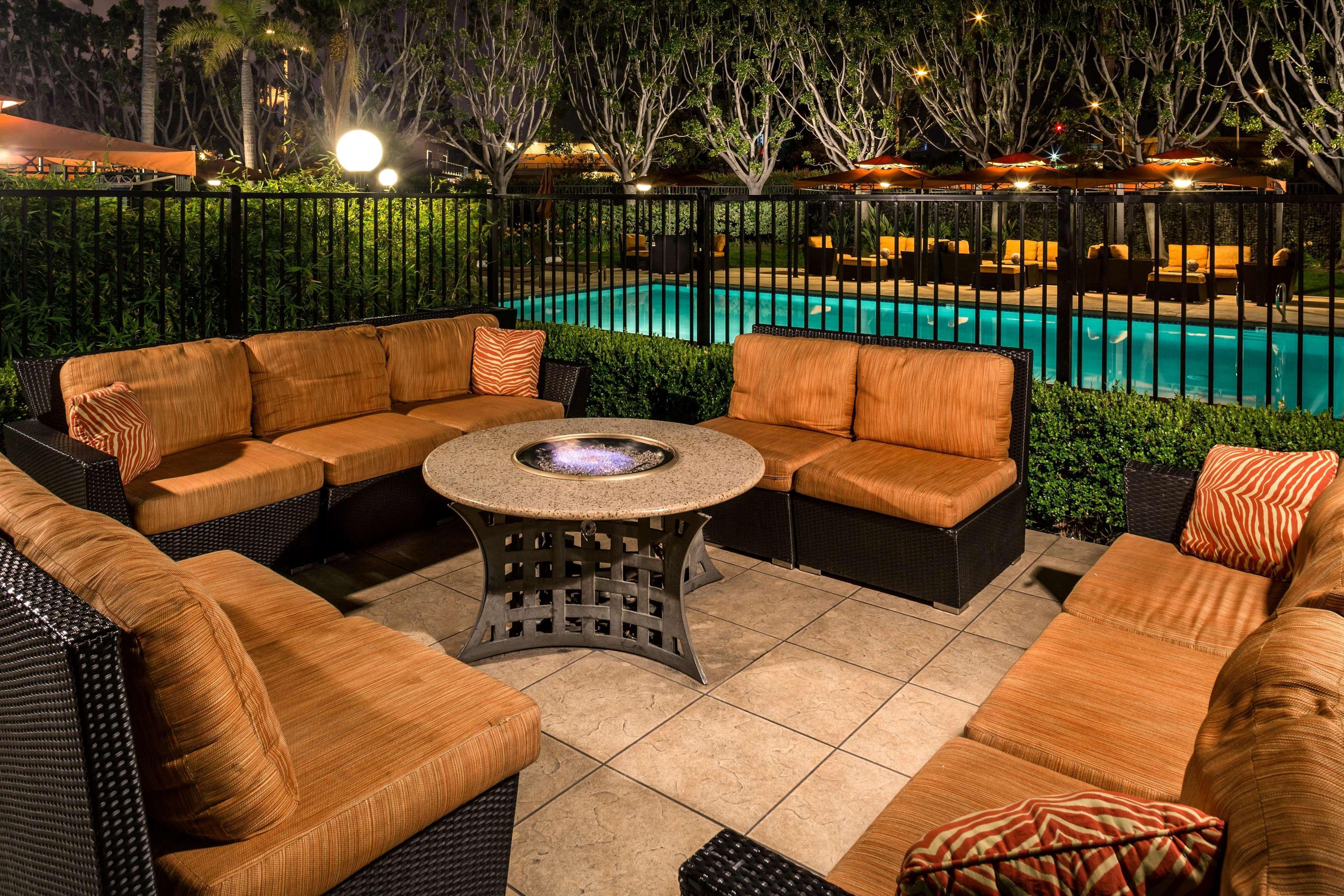 מלון Doubletree By Hilton קרסון מראה חיצוני תמונה