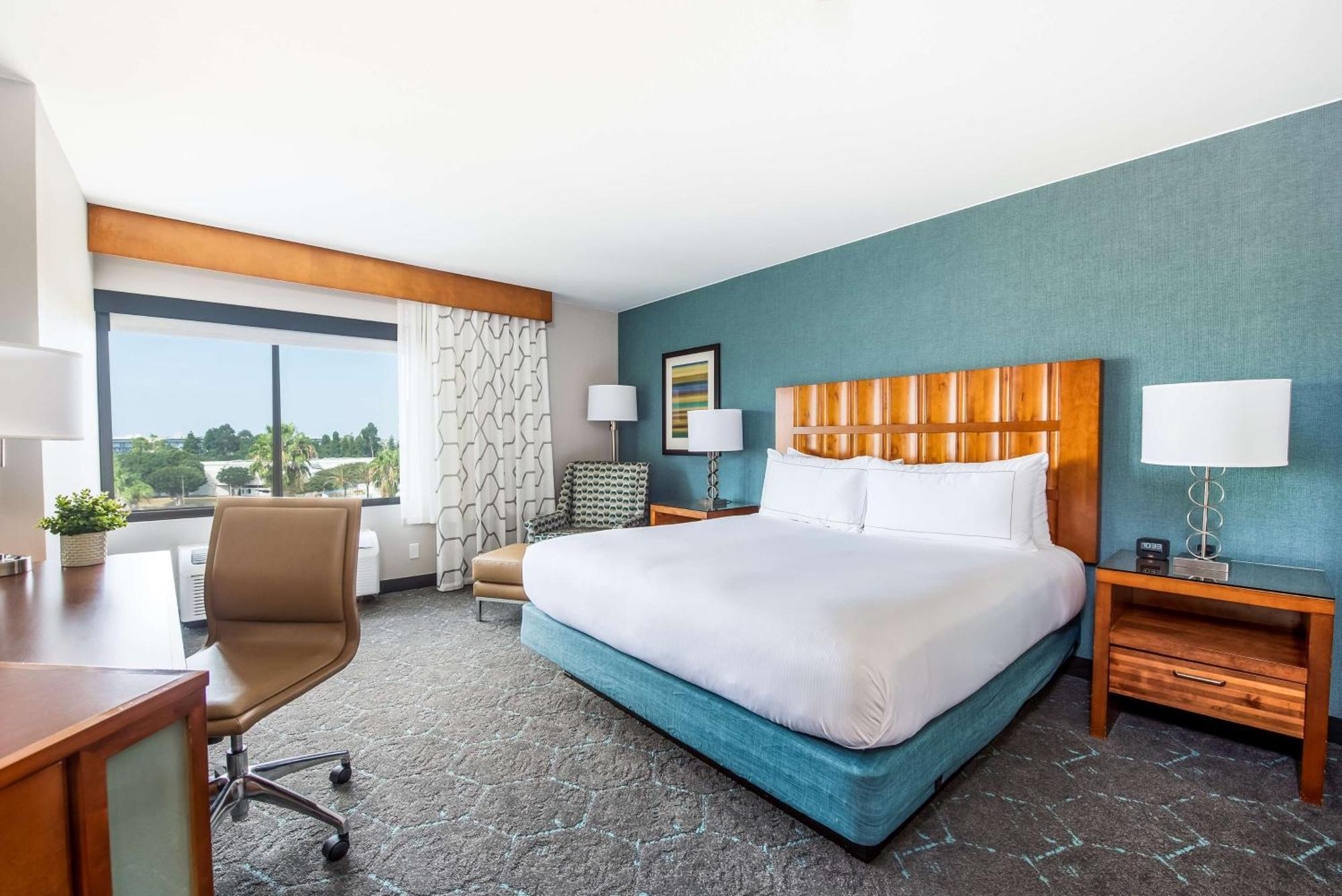 מלון Doubletree By Hilton קרסון מראה חיצוני תמונה